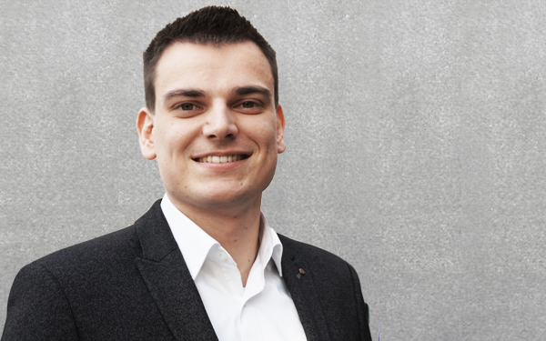 Malte Dercks : M.Sc. Geodäsie und Geoinformation // Sachverständiger